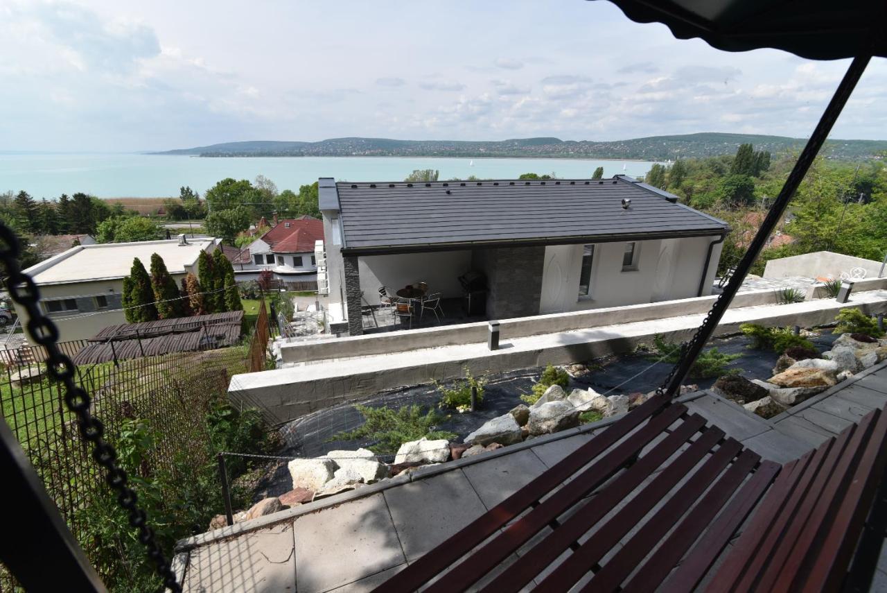 Zsolna Apartman Balatonfůzfő Exteriér fotografie
