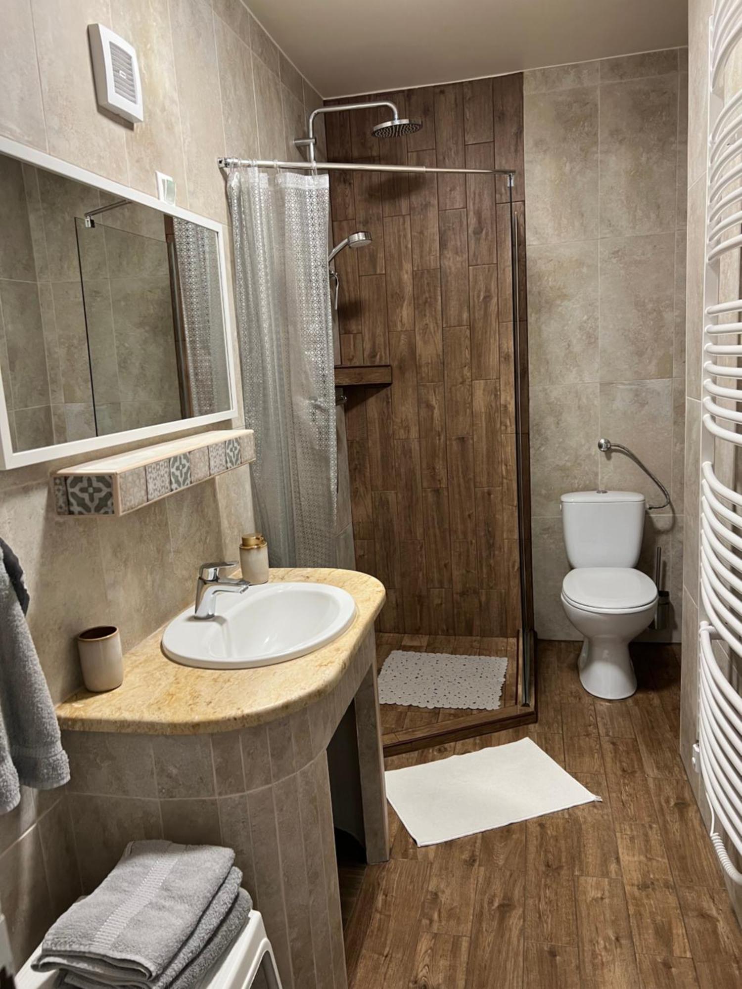 Zsolna Apartman Balatonfůzfő Exteriér fotografie